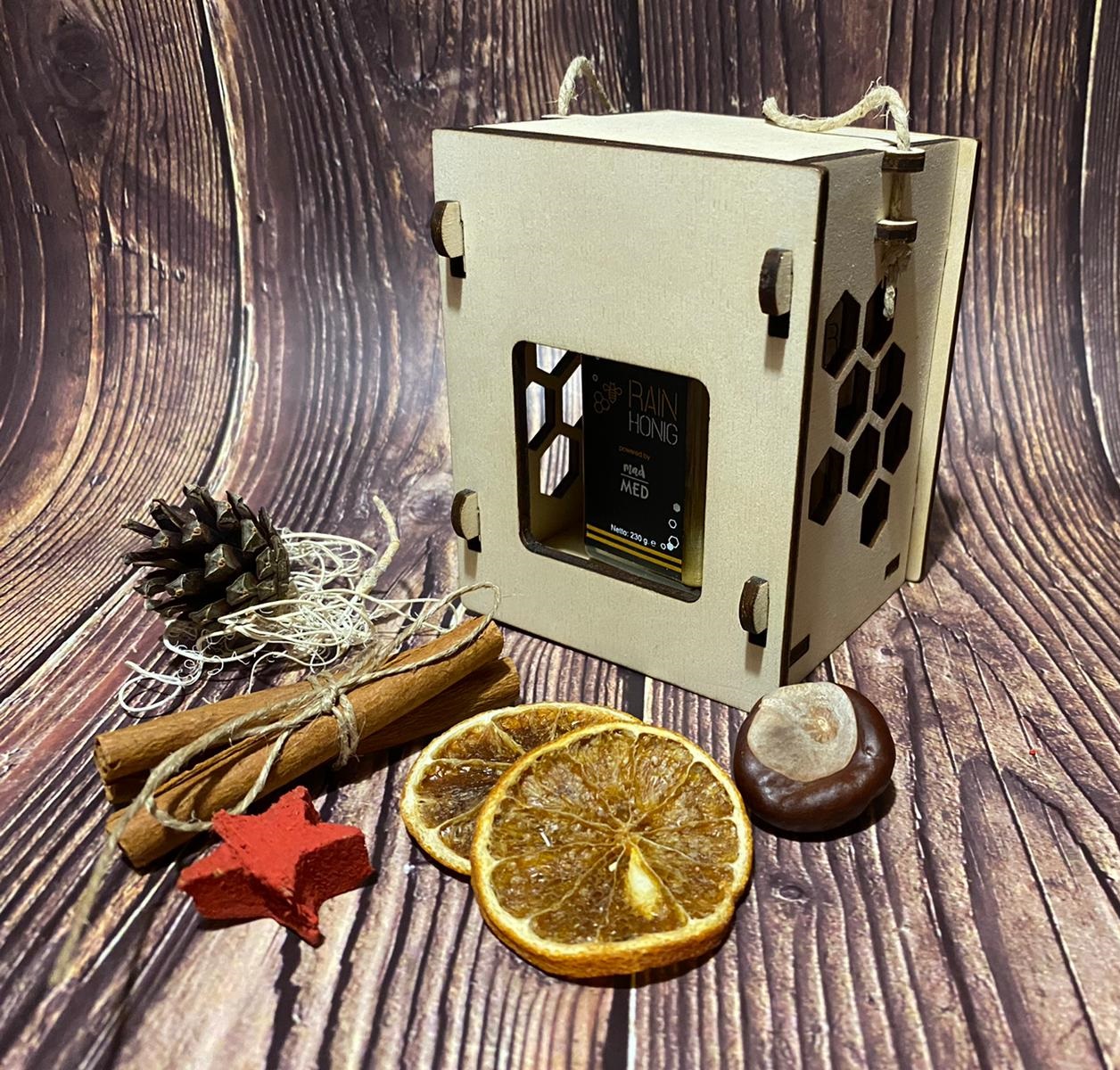 Geschenkbox mit einem Honig Produkt